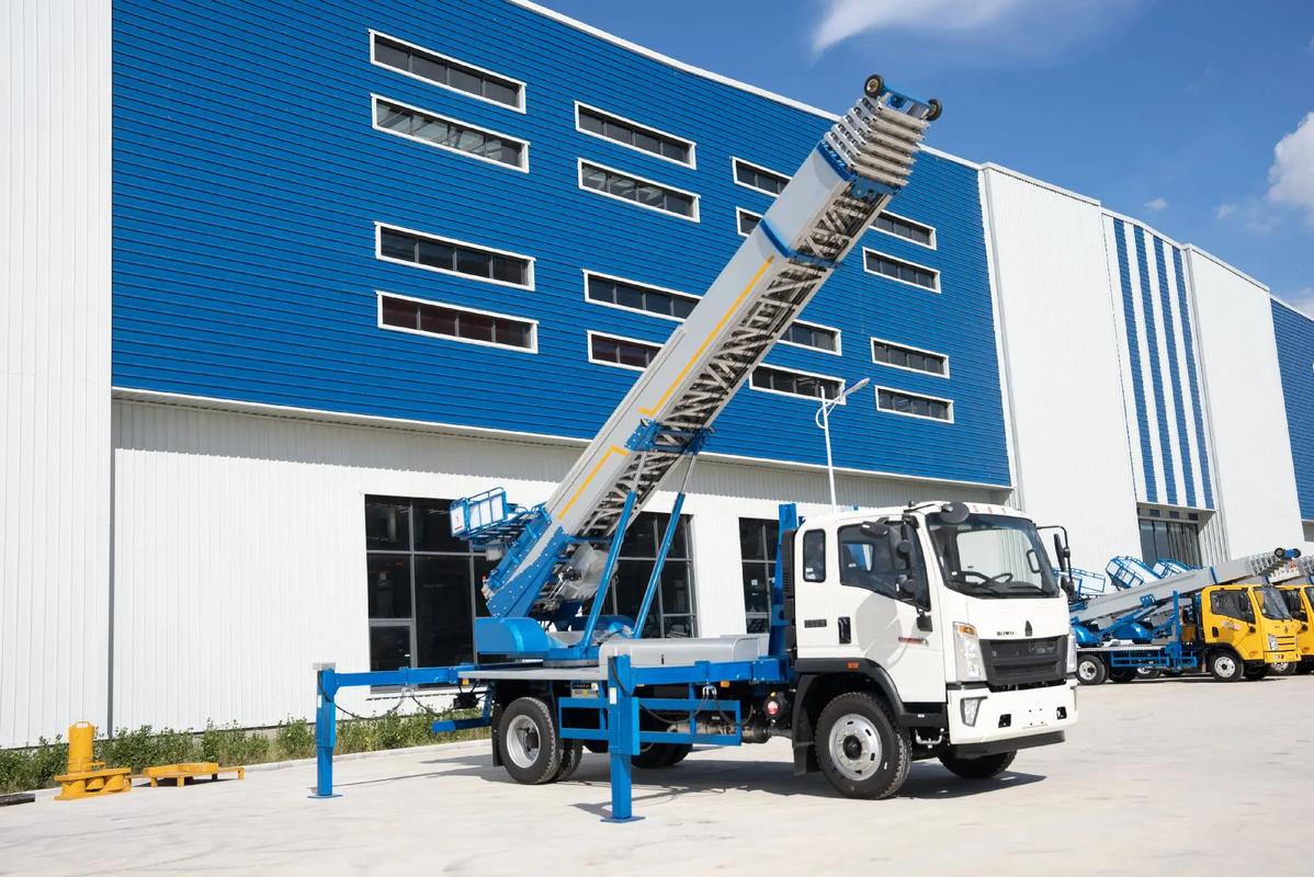 周口小型云梯车上料车租赁多少钱